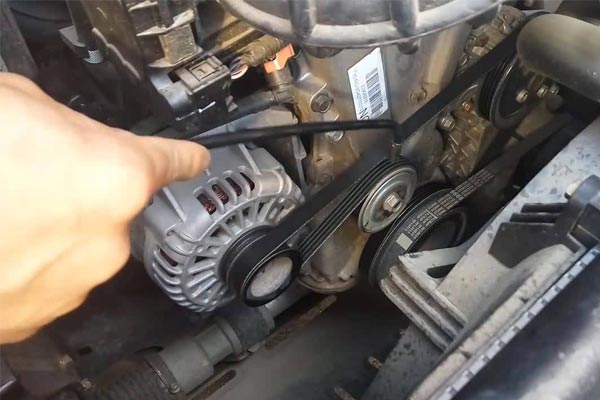 靖西转速传感器的工作原理是什么？